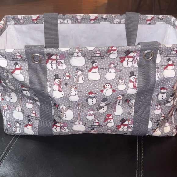 Gray Snowman Tote Bag Thirty One tote 18 by 9.5 inches. - Picture 1 of 8